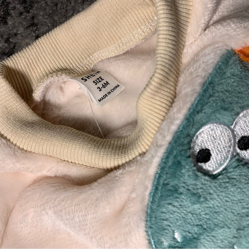 Dinosaur Baby Set - Picture 3 of 5
